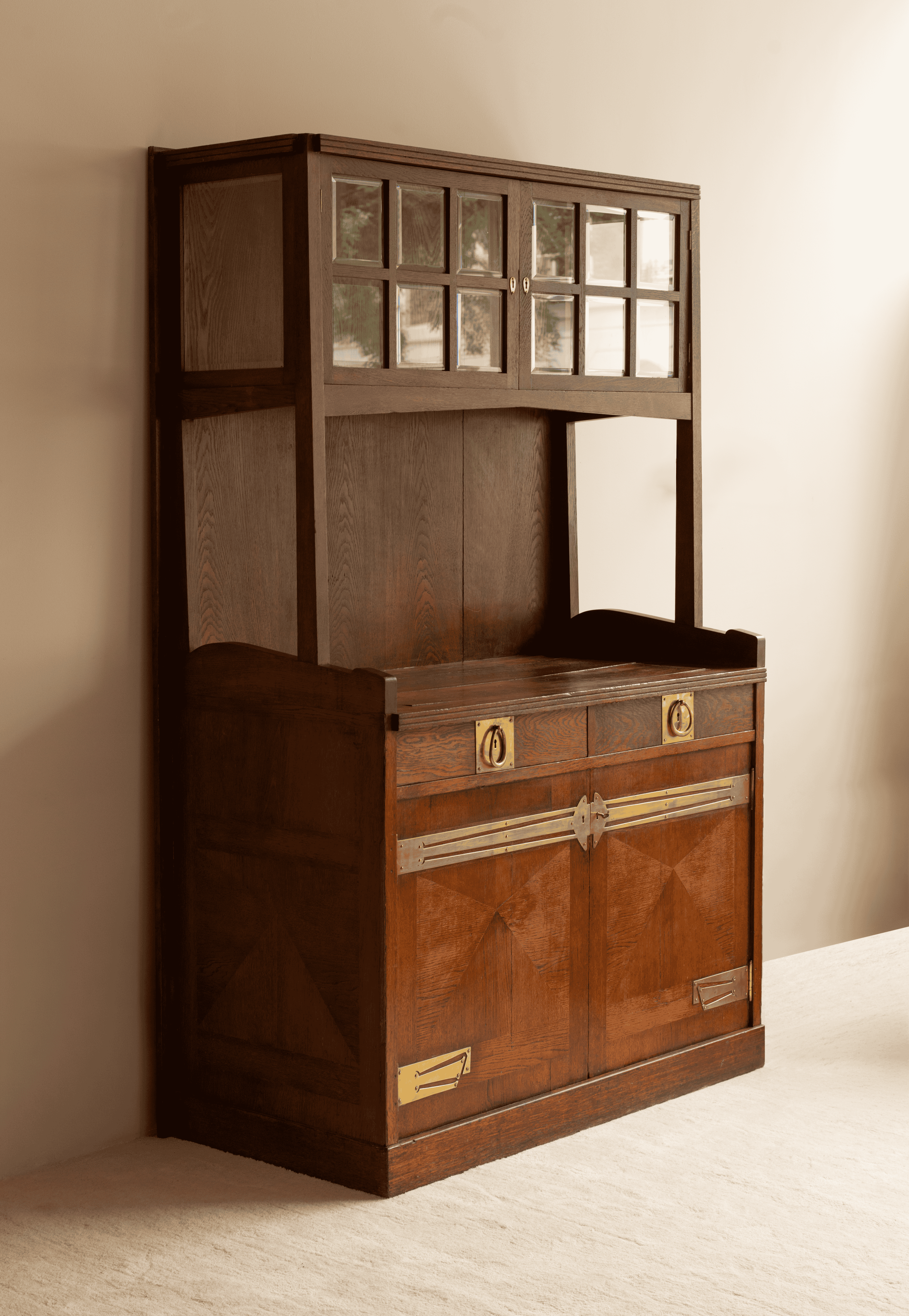 Large Oak Secessionist Cabinet