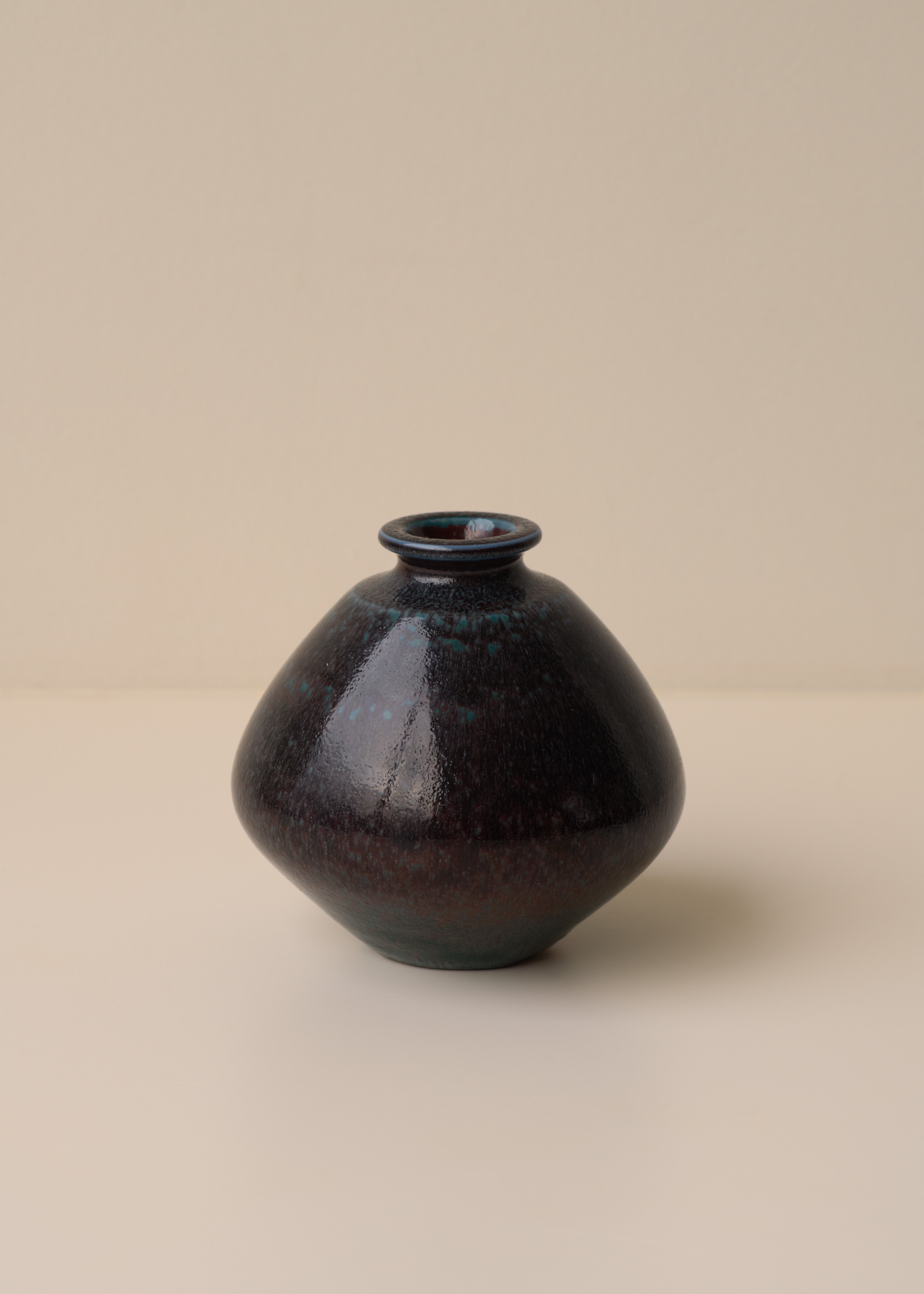 Stoneware Vase By Berndt Friberg